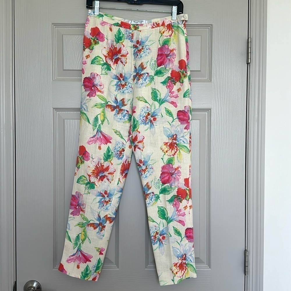 MaxMara Women’s Slightly Tapered linen pants Beige Color Floral Print Size 8